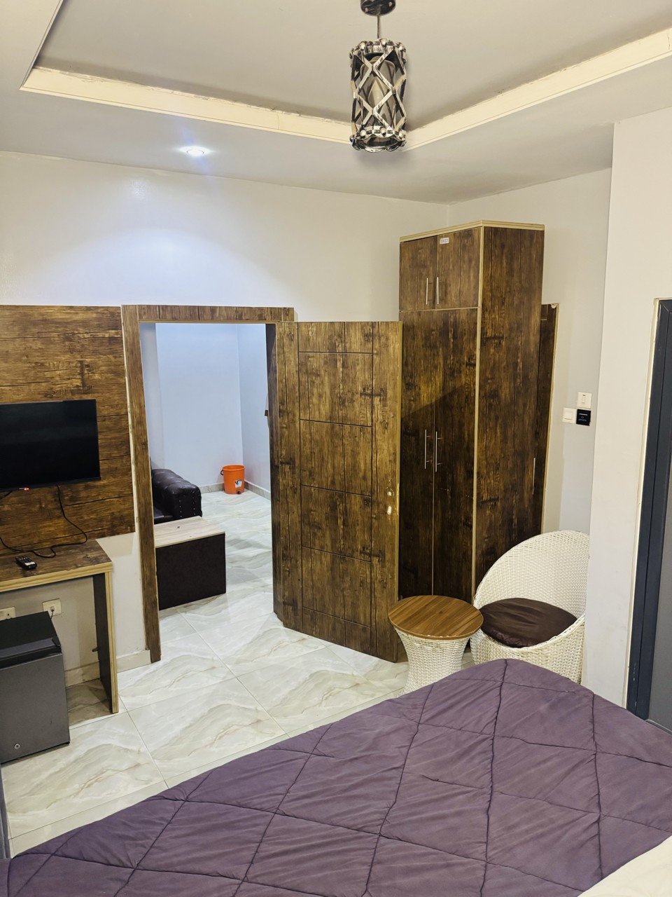 Suites at Asfed Lounge & Suites — photograph 4
